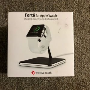 Forte Apple Watch stand